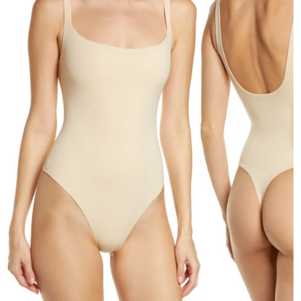 SKIMS Fits Everybody Square Neckline Bodysuit